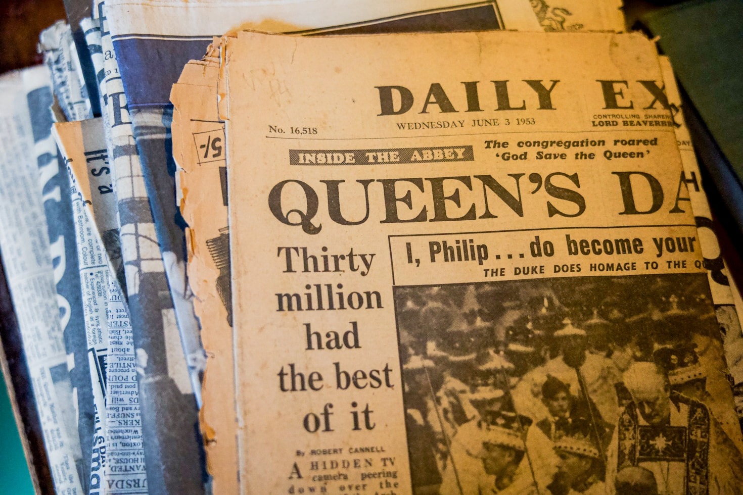 The Art of Delivering News Across Regions